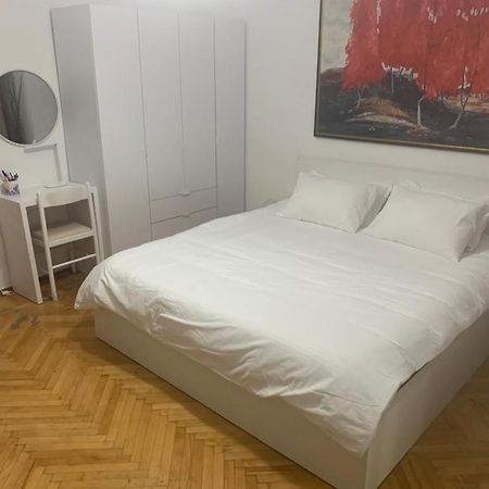 Alea2 Apartment Tirana Eksteriør billede